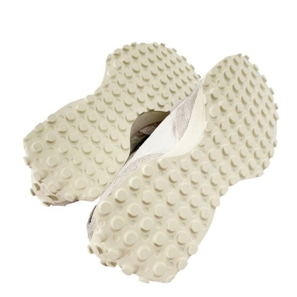 NEW BALANCE 327 Unisex Wrapped Premium Suede Crinkle Shell Sneakers Size 8 NWT - Picture 10 of 16